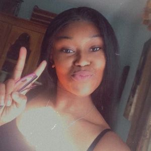 Meet your Posher, Nesha